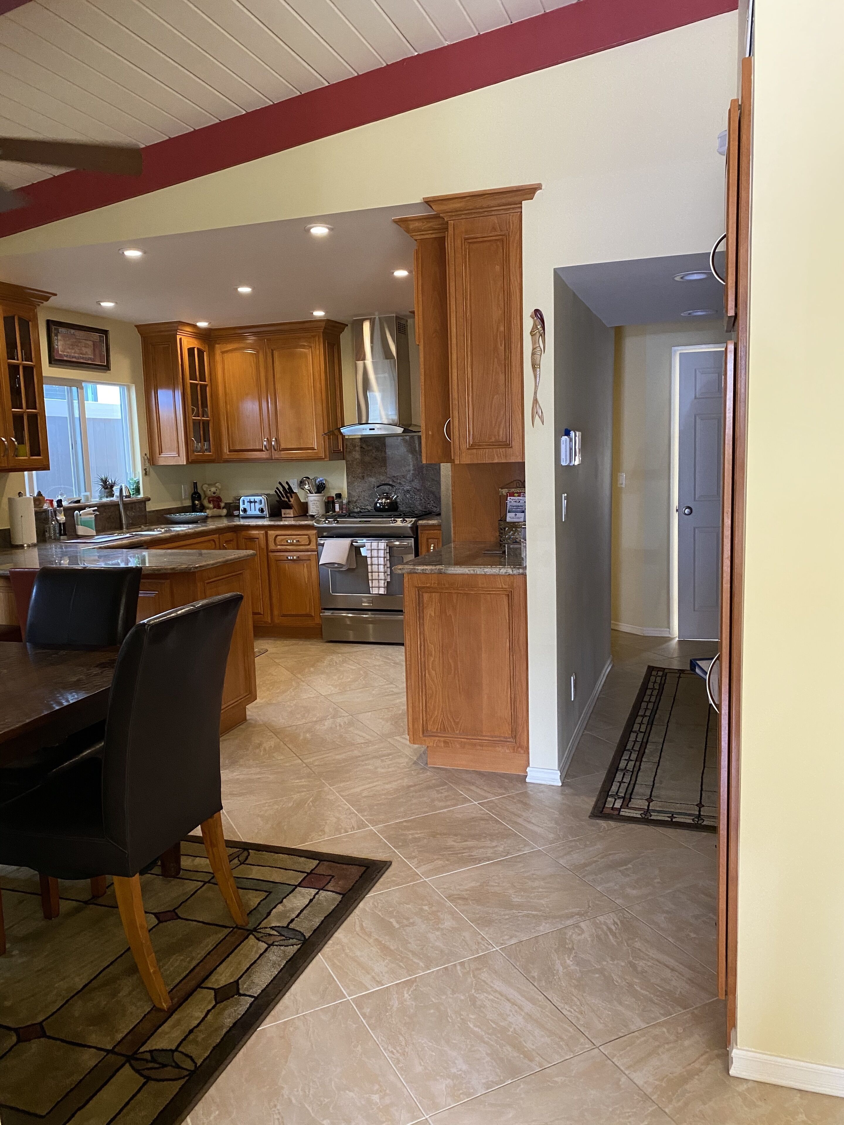 Beach Classic & Tropical Backyard Bliss!