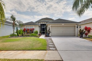 Exterior - Bright Getaway w/ Ski Lake, 11 Miles to Dtwn Tampa (Brandon)