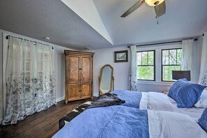 2 Schlafzimmer, Schreibtisch, Bügeleisen/Bügelbrett, Internetzugang
