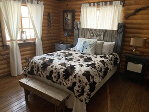 5 عدّة غرف نوم ومكواة/لوح كي وواي فاي مجانًا وملاءات أسرّة