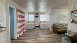 Interior - 14 Beachfront (Matagorda)
