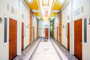 Interior - OYO 3170 Songo Residence (Semarang)