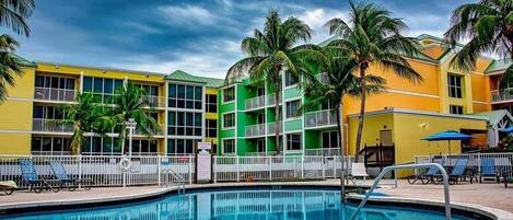 Outdoor pool, a heated pool