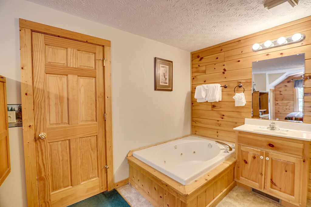 Gatlinburg - A Dream Come True - 1 Bedroom - Sleeps 4