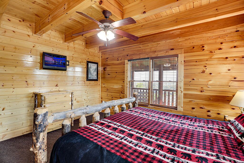 Pigeon Forge - Above The Stars - 12 Bedroom - Sleeps 58