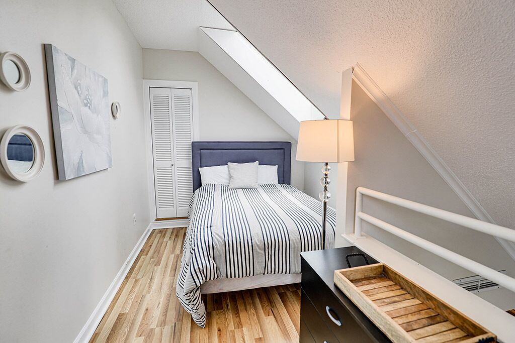 Gatlinburg - Black Bear's Lair - 2 Bedroom - Sleeps 6