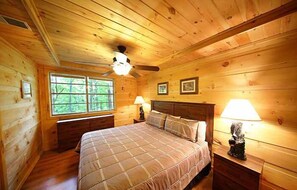 4 Schlafzimmer, Bügeleisen/Bügelbrett, kostenloses WLAN, Bettwäsche