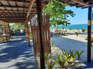 Am Strand, Liegestühle