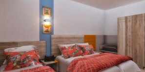 1 bedroom, in-room safe, free WiFi, bed sheets - WAVES BEACH RESORT (BA)