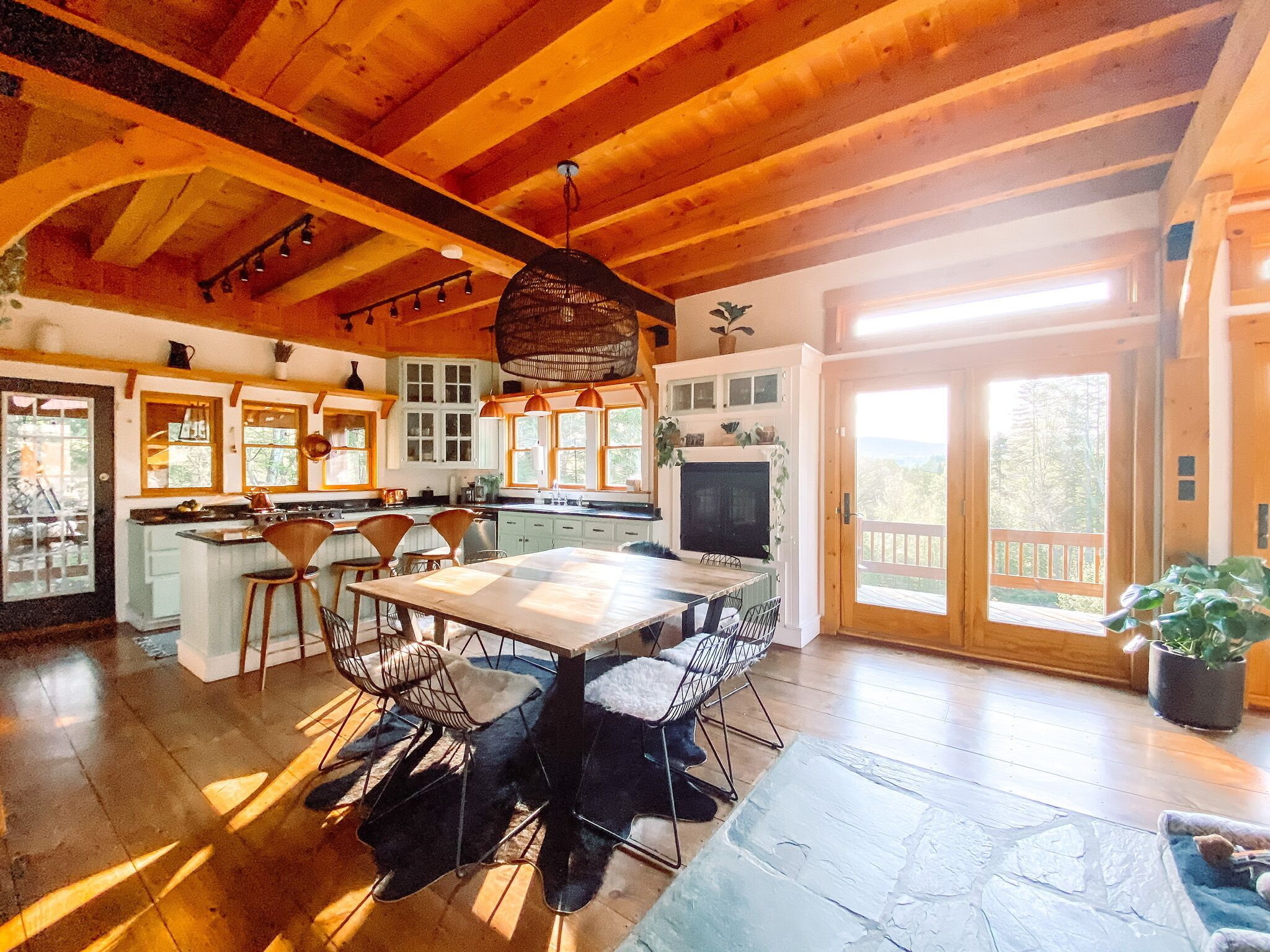 Modern Post & Beam near Stowe Village with Mountain Views and Private Waterfall