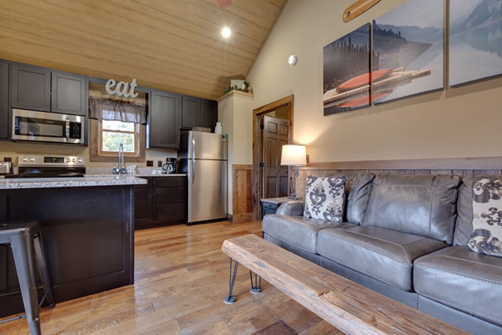 Pigeon Forge - Lost Horizon - 1 Bedroom - Sleeps 4