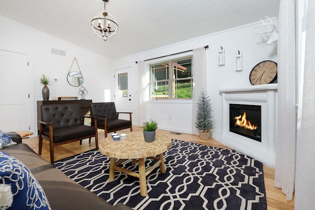 Pigeon Forge - Majestic Mist Lodge - 2 Bedroom - Sleeps 6