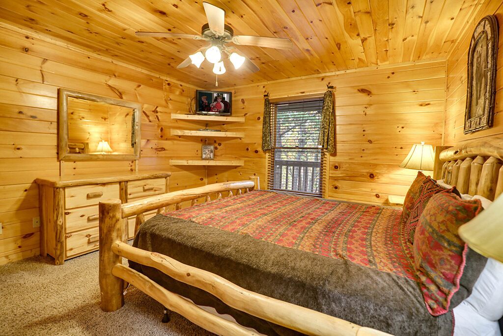 Gatlinburg - Misty Mountain View - 1 Bedroom - Sleeps 6