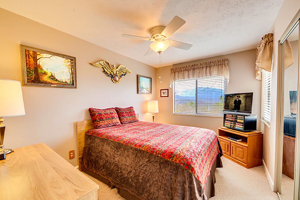 Gatlinburg - National Park Overlook - 1 Bedroom - Sleeps 4