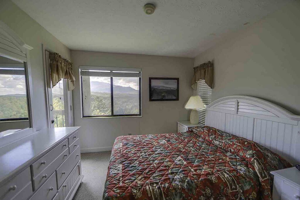 Gatlinburg - National Park Sunsets - 2 Bedroom - Sleeps 4