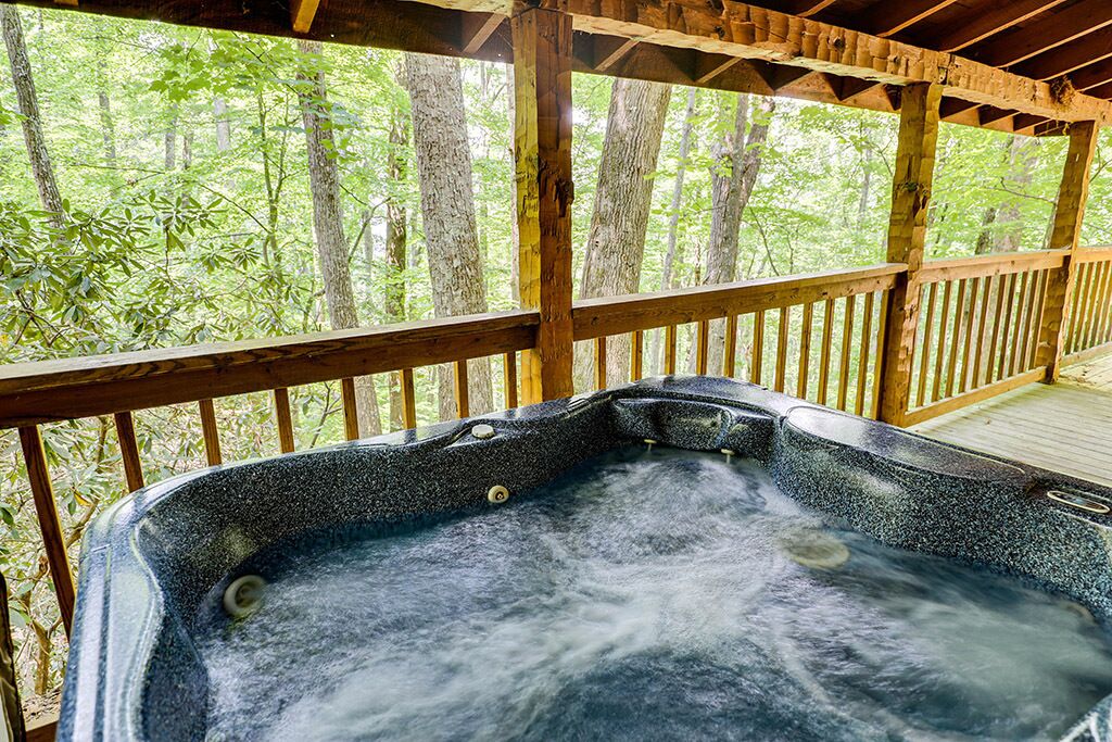 Pigeon Forge - Privacy Peak - 1 Bedroom - Sleeps 4