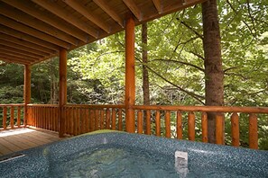 Outdoor spa tub - Spacious Cabin w/ Game Room, Hot Tub & Fireplace (Gatlinburg)