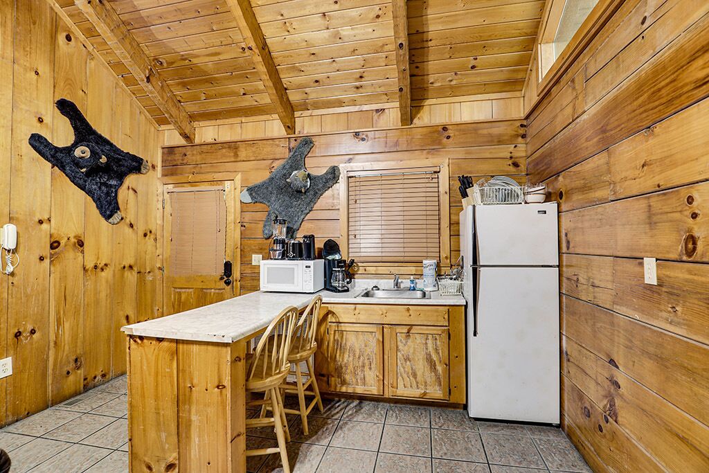 Pigeon Forge - Secret Seclusion - 1 Bedroom - Sleeps 2