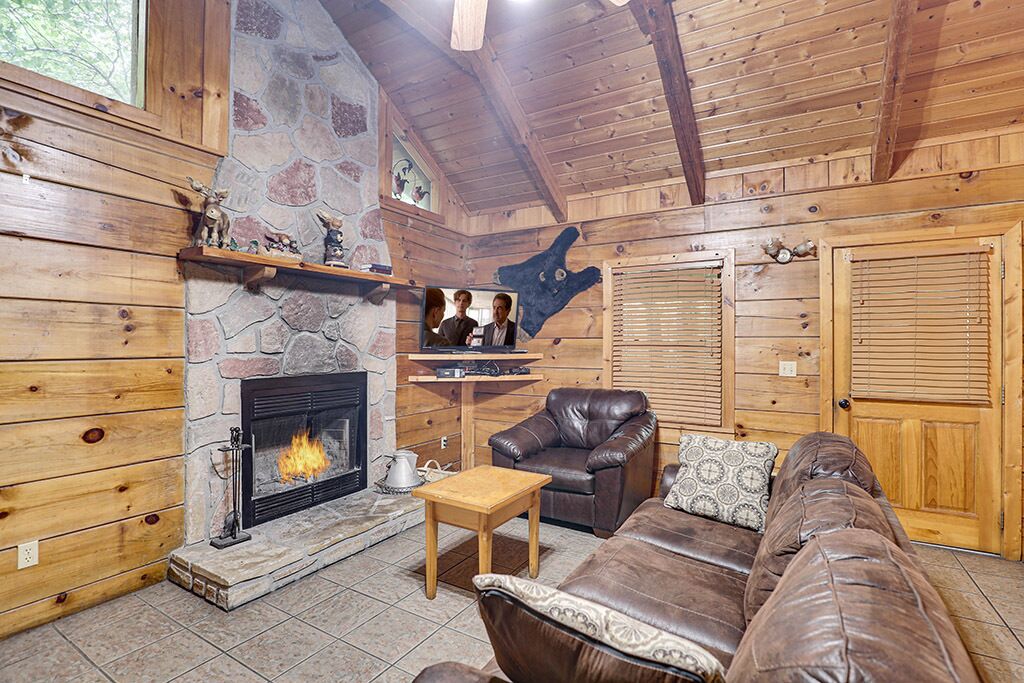 Pigeon Forge - Secret Seclusion - 1 Bedroom - Sleeps 2