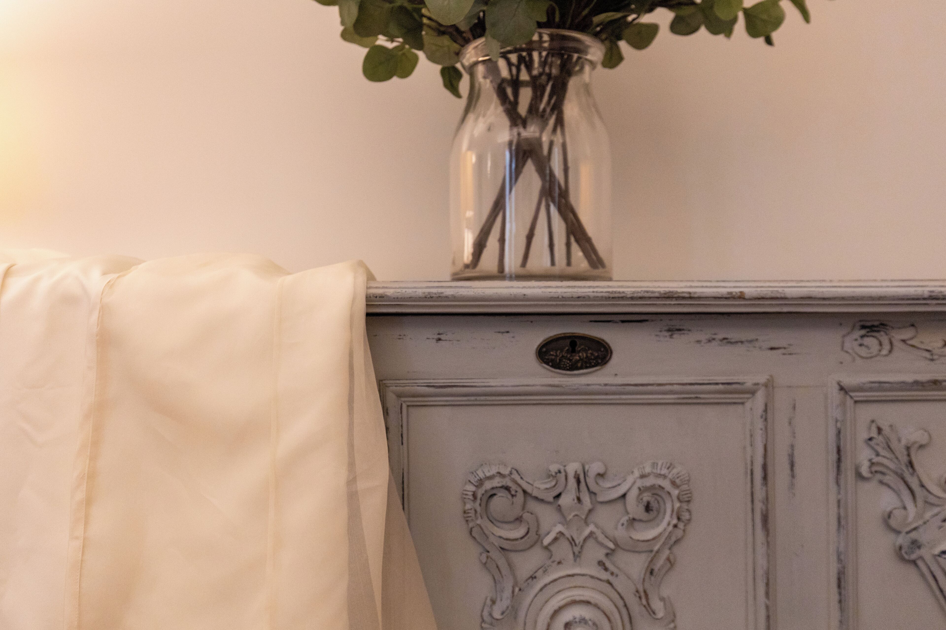 deluxe studio suite | 1 bedroom, minibar, in-room safe, individually decorated