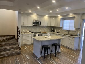 Microwave, oven, stovetop, coffee/tea maker