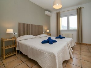 4 slaapkamers, een strijkplank/strijkijzer, gratis internet