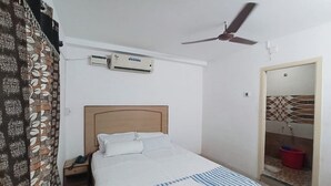 Desk, bed sheets - R S RESIDENCY (Coimbatore)