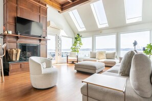 Smart TV, fireplace, printers