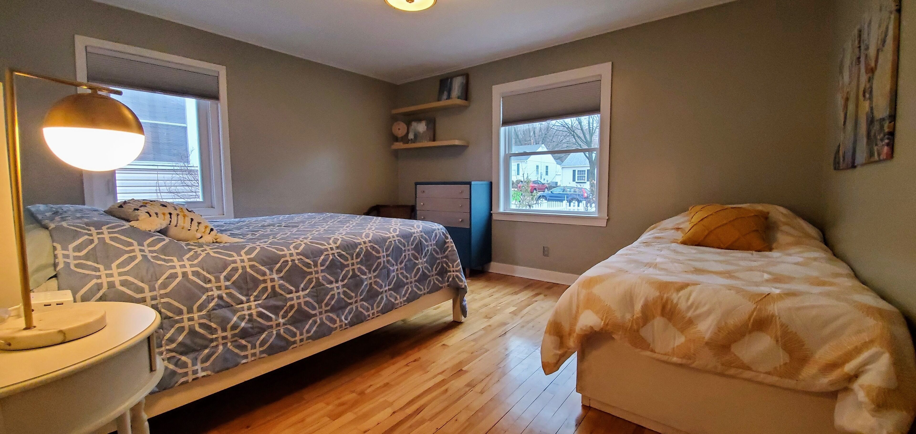 ☆Dee Dee's Den: A Dharma Dwellings Parent Company☆