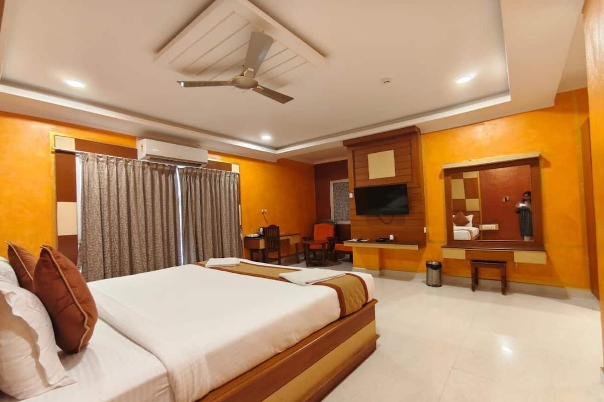 Habitación doble ejecutiva | Ropa de cama hipoalergénica y minibar