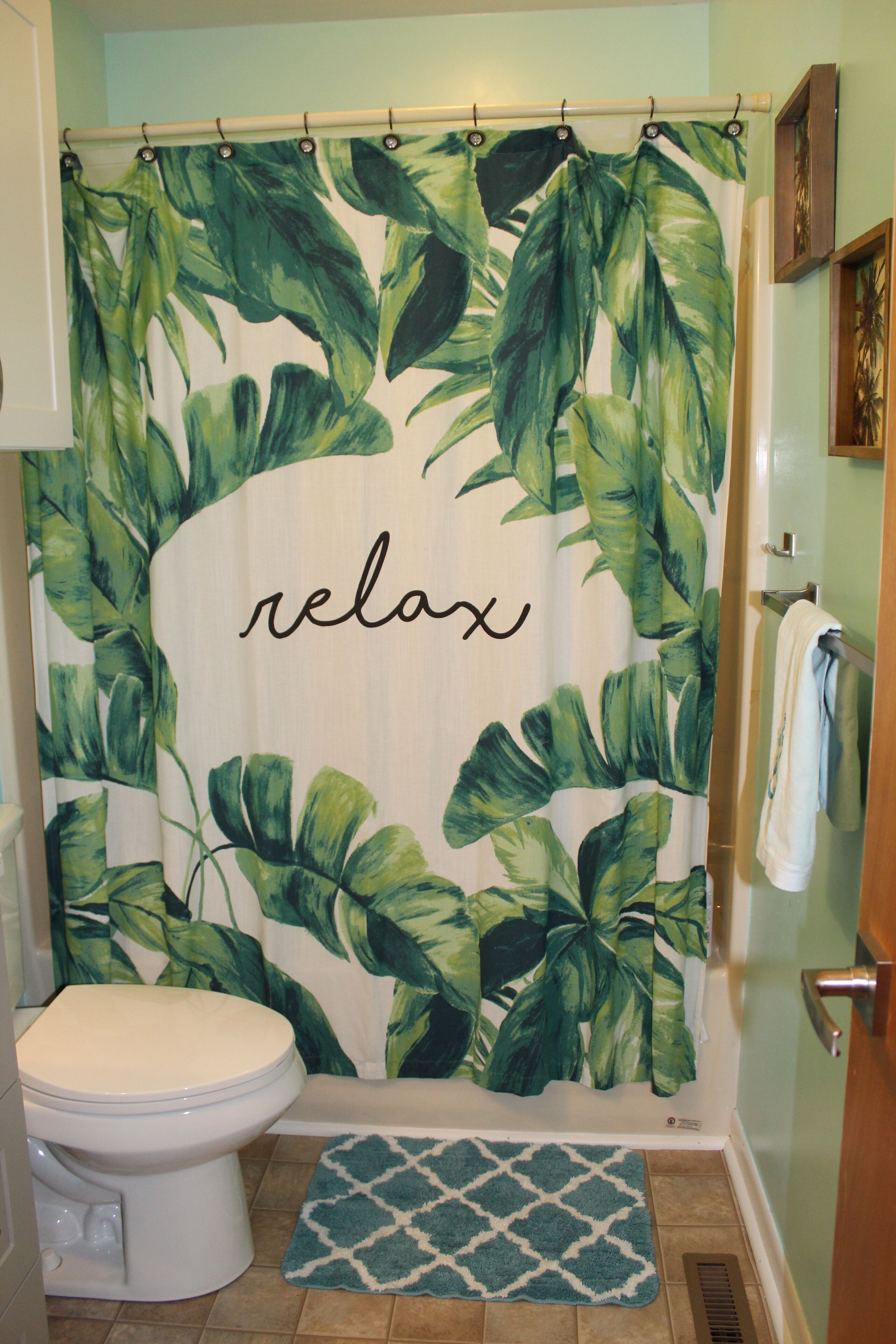 Recently Updated and short walk to downtown Charlevoix shops and restaurants!