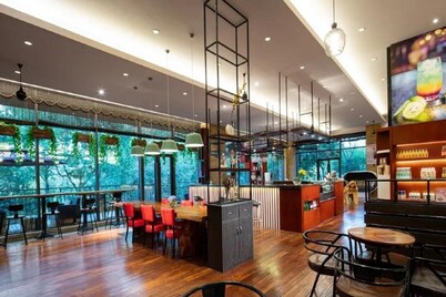 Qiandao Lake Deefly Lake View Holiday Hotel - Package