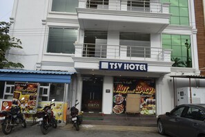 Fachada de la propiedad