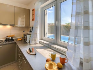 Fridge, microwave, oven, dishwasher