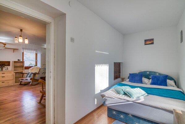 2 chambres, accĂšs au Wi-Fi (inclus), literie fournie