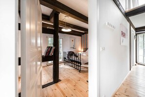 Unclassified image, 3 of 42, button