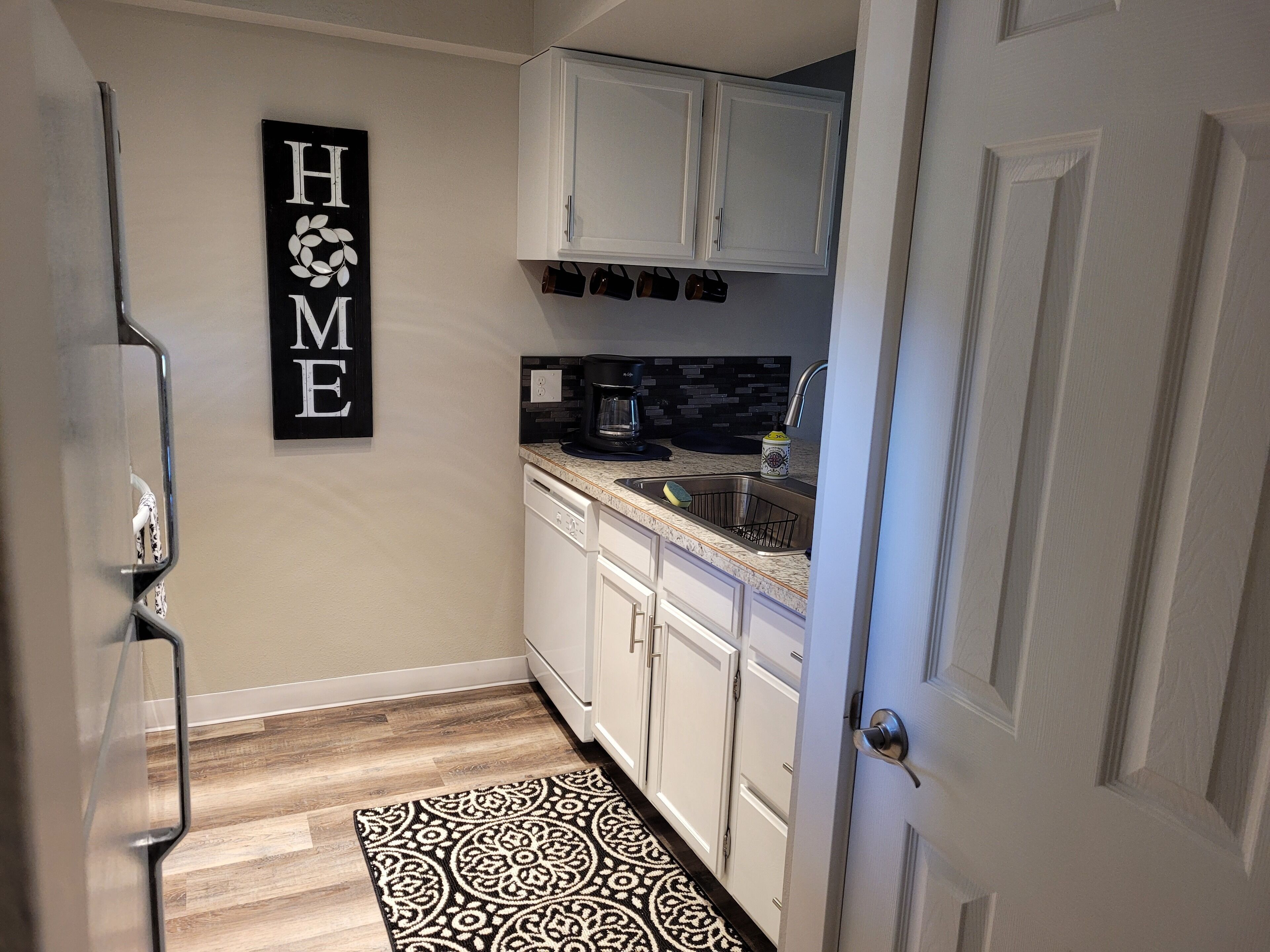 Lee's Helena Hideout