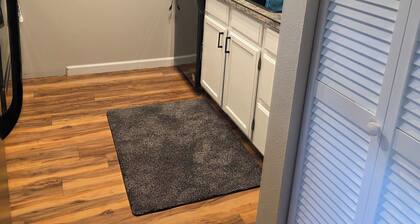 Lee's Helena Hideout