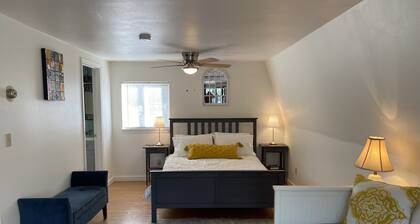 Whitewater Boaters' Delight...Studio very near the South Fork American River.