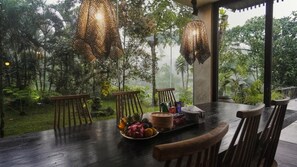 Outdoor dining - Sandhya Villa Ubud (Payangan)