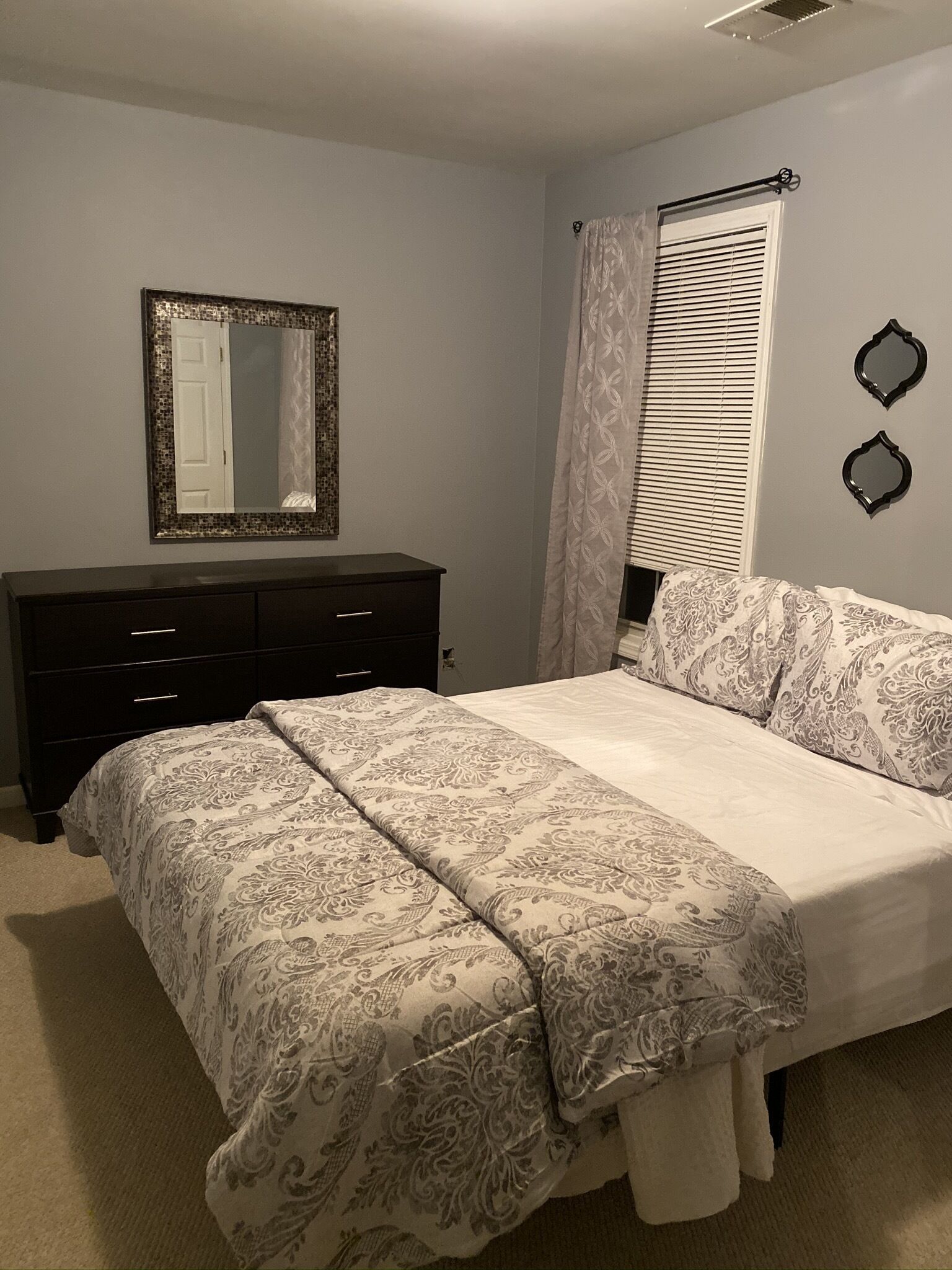 Cozy Luxaury House in cul-de-sac<br>