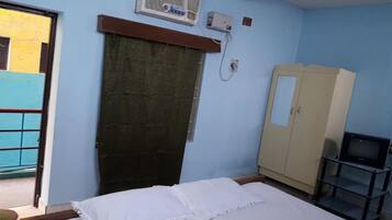 Habitación clásica doble | Edredones de plumas, wifi gratis, ropa de cama