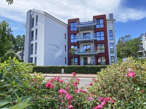 Image sans description, 2 de 32, bouton