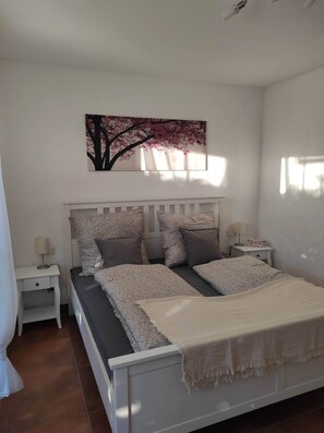 1 غرفة نوم وواي فاي مجانًا وملاءات أسرّة