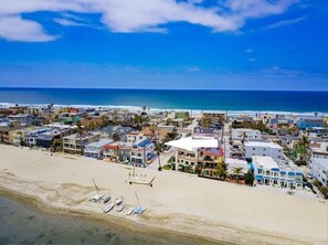 Beach nearby, beach towels