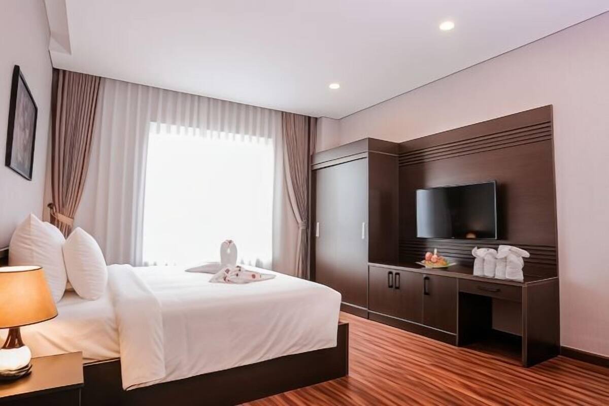 Premium bedding, down comforters, memory foam beds, minibar