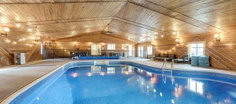 Featured on TV! Epic Indoor Pool • Sleeps 24