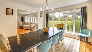 Dining - Featured on TV! Epic Indoor Pool • Sleeps 24 (Bridgman)