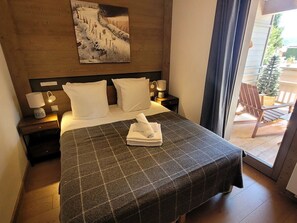 2 bedrooms, free WiFi - Beautiful bright apartment in the center, with parking (Les Gets)