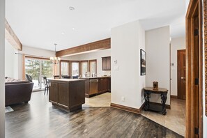 Imagen sin descripción, 2 de 28, botón